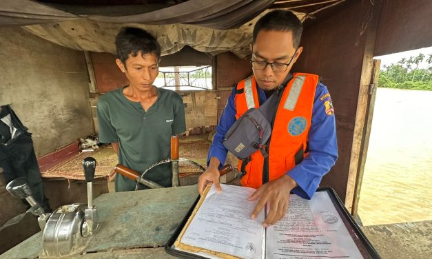 Satu Unit Tongkang Muatan Pasir Ilegal Berhasil Diamankan Polairud Baharkam Polri