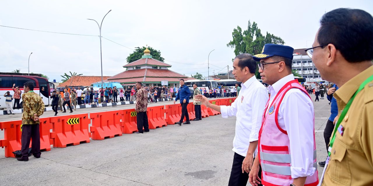 Presiden Jokowi Resmikan Terminal Pakupatan Tipe A di Kota Serang