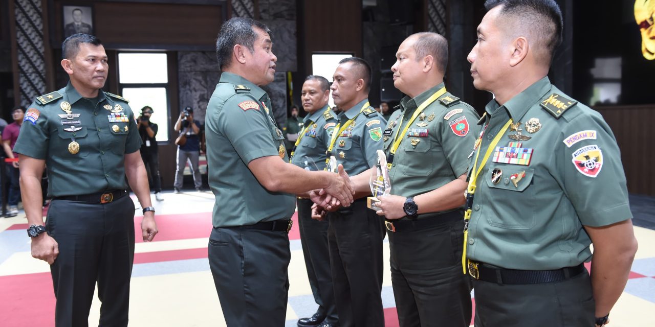 Kasad : Public Speaking Sangat Vital Bagi Dansat TNI AD