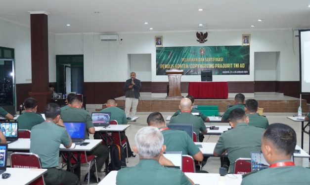 TNI AD Gelar Pelatihan dan Sertifikasi Social Media Supervisor dan Copy Writing
