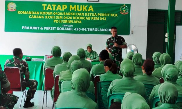 Dandim, Berikan Pengarahan Dan Tatap Muka bersama prajurit dan persit 420 – 04/Sarolangun
