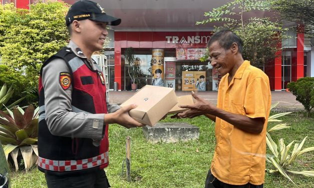 Program Jumat Berbagi, Terus Dilaksanakan Polda Jambi Secara Rutin.