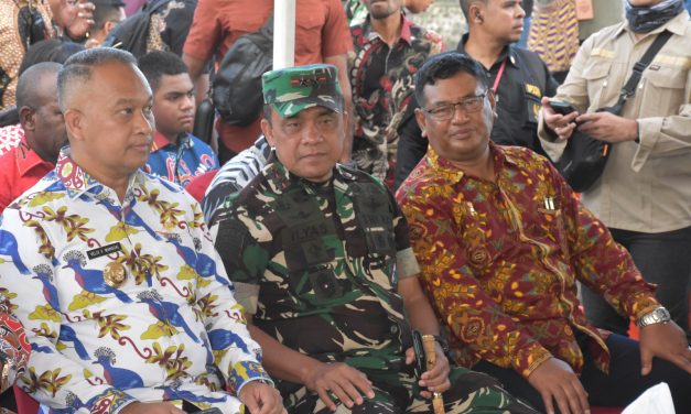 Hadiri HUT Ke-169 PI Pangdam Kasuari Ajak Masyarakat Bangun Papua dan Papua Barat