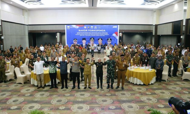 Kapolda Jambi, Irjen Pol. Rusdi Hartono mengikuti Rapat Forkopimda Se-Provinsi Jambi dalam rangka persiapan Pemilu Tahun 2024