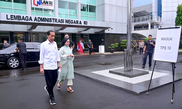 Presiden Jokowi dan Ibu Iriana Gunakan Hak Pilih pada Pemilu 2024