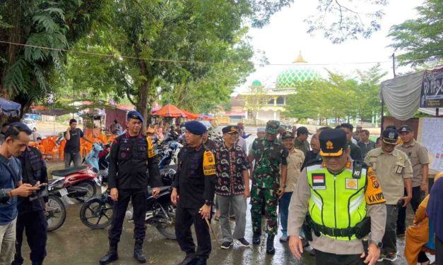 Pastikan Kesiapan dan Keamanan TPS Dansat Brimob Polda Jambi Bersama Forkopimda Merangin Tinjau Beberapa TPS Di Merangin