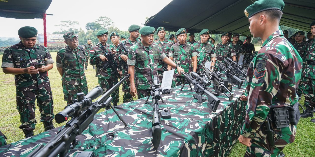 Pangkostrad Periksa Kesiapan Operasi Satgas Kostrad