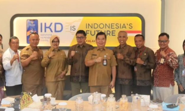Kadis Sosial Dukcapil Provinsi Jambi Drs M. Arif Budiman MH Audiensi ke Ditjen Dukcapil Kemendagri