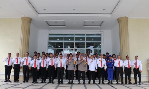 Pemberian Penghargaan Kepada Personil Ditnarkoba Polda Jambi,