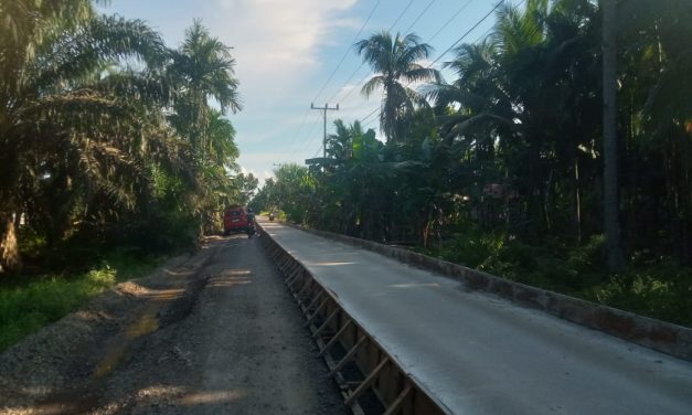 Diduga Tidak Selesai, Proyek Jalan Rigid Beton Dana Inpres 2023 Rano – Kuala Jambi Kab. Tanjab Timur Anggaran Rp. 35 Milyar Jadi Sorotan