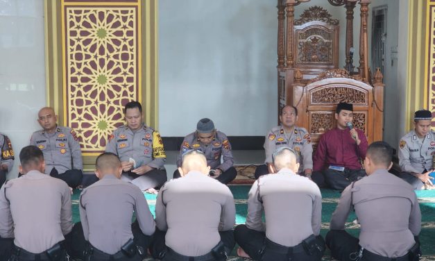 Tingkatkan Ketaqwaan dan Keimanan, Polresta Jambi Rutin Gelar Binrohtal Kepada Personel.