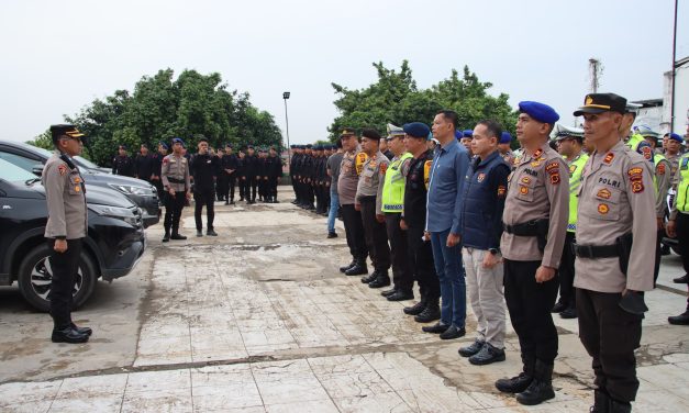 Polda Jambi dan Polresta Jambi Lakukan PAM Pleno Terbuka Rekapitulasi Hasil Penghitungan Perolehan Suara Pemilu 2024 Tingkat Provinsi Jambi.