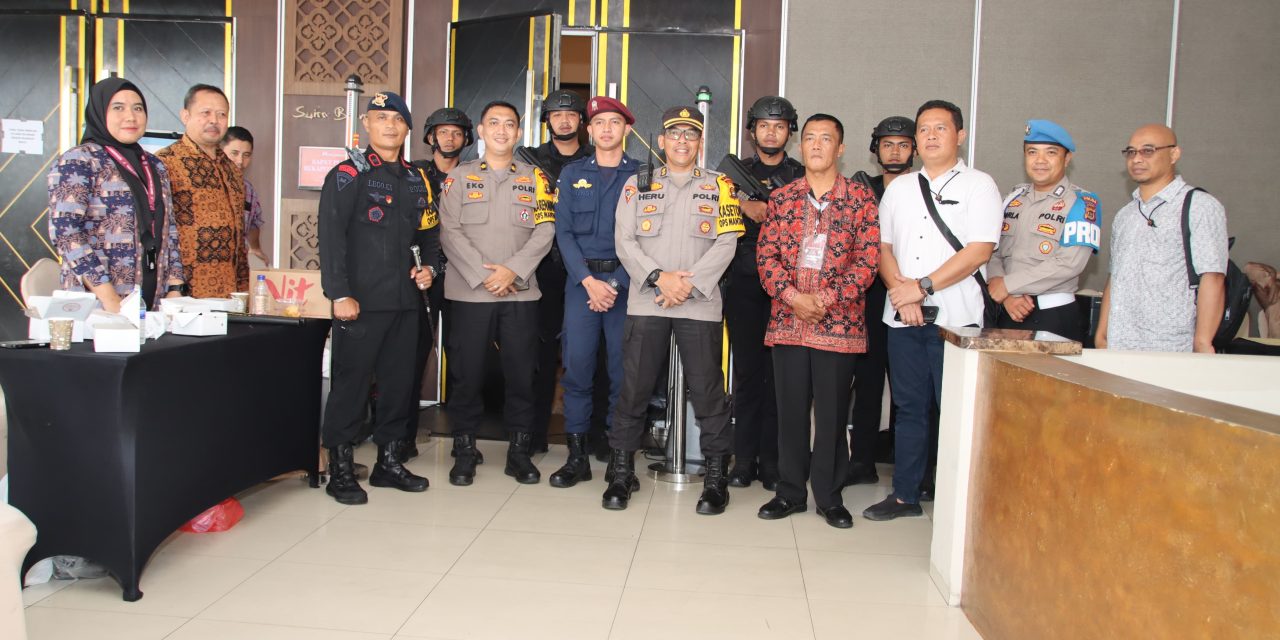 Hari Ke-4 Polda Jambi dan Polresta Jambi Kawal Pengamanan Rapat Pleno Tingkat Provinsi Jambi Aman Terkendali.