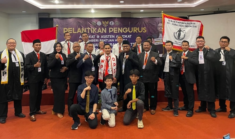 Ketua Umum (Ketum) Dewan Pimpinan Pusat (DPP) Feradi WPI, Donny Andretti, S.H., S.Kom., M.Kom. menghadiri acara pelantikan pengurusan Ketua DPD Feradi WPI ( Warung Paralegal Indonesia)