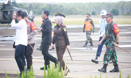 Pangdam II/Sriwijaya, Mayjen TNI Yanuar Adil memimpin langsung Pengamanan Kunjungan Kerja (Kunker) Presiden RI, Ir. H. Joko Widodo beserta rombongan di wilayah Provinsi Jambi