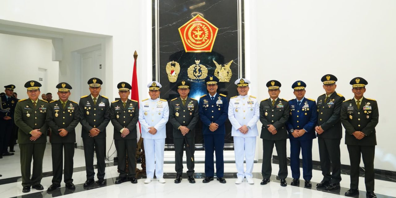 Panglima TNI Terima Penyerahan Jabatan Pangkogabwilhan II