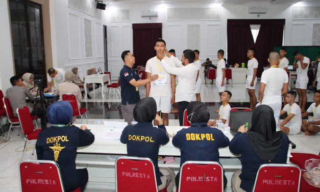 Terdata 1.027 Orang Peserta Pendaftar Online Calon Anggota Polri T.A. 2024 di Pabanrim Polresta Jambi.