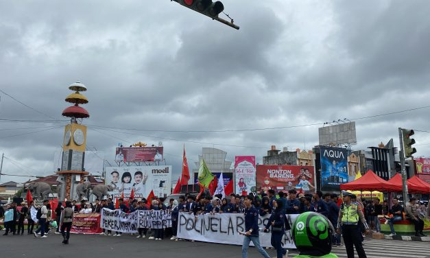 Bersama Para Buruh, Putra Ketum PWDPI Ikut Unjuk Rasa Tuntut Cabut UU Cipta Kerja