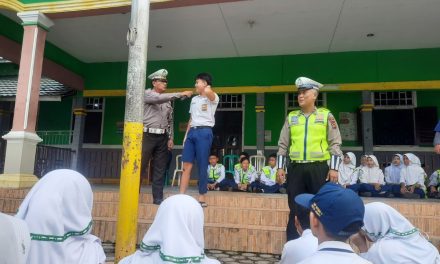 Antisipasi Kenakalan Remaja Polresta Jambi Menggelar Sosialisasi dan Pelatihan PKS (Patroli Keamanan Sekolah ) Di SMP Negeri 1 Kota Jambi