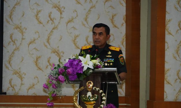 Danrem 042/Gapu Brigjen TNI Rachmad S.I.P selaku Pembina Persit Koorcab Rem 042 hadir pada Acara Syukuran Peringatan HUT-78 Persit KCK (Kartika Chandra Kirana)