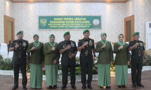 Danrem 042/Gapu Pimpin Sertijab Dandim 0415/Jambi.