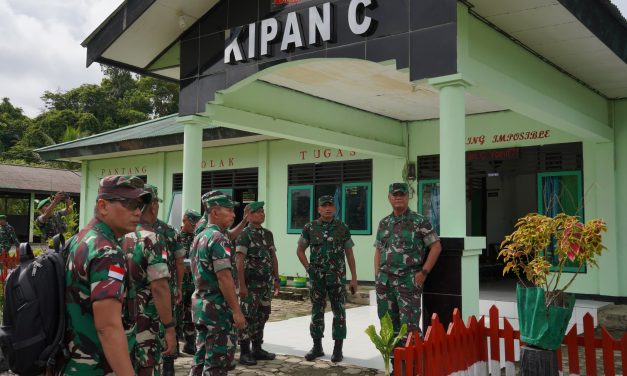 Kunjungi Papua, Wakasad Tinjau Sarpras Satuan Jajaran TNI AD