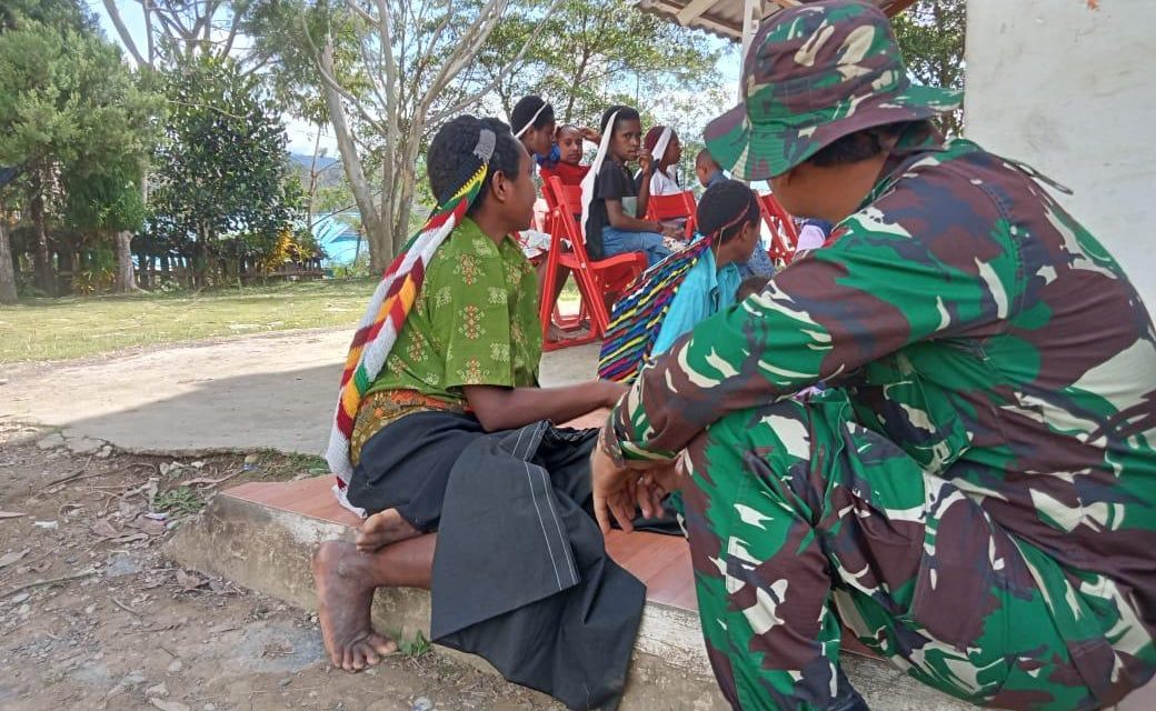 Tingkatkan Keimanan, Satgas Yonif 200/BN Laksanakan Ibadah Bersama Masyarakat Distrik Kelila