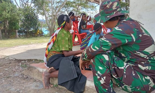 Tingkatkan Keimanan, Satgas Yonif 200/BN Laksanakan Ibadah Bersama Masyarakat Distrik Kelila