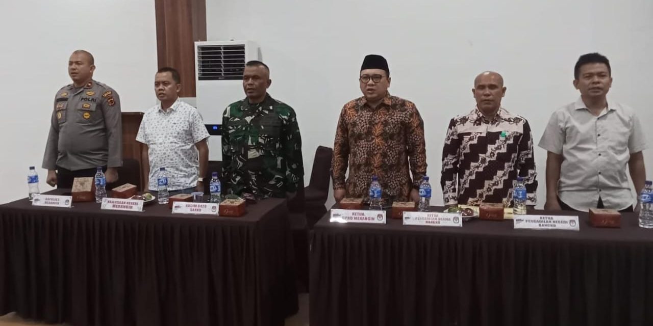 Kasdim 0420/Sarko Mewakili Dandim Hadir Pada Rapat Pleno Terbuka Kabupaten Merangin