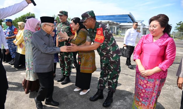 Kasdam II/Sriwijaya Sambut Kedatangan Wakil Presiden RI Di Babel