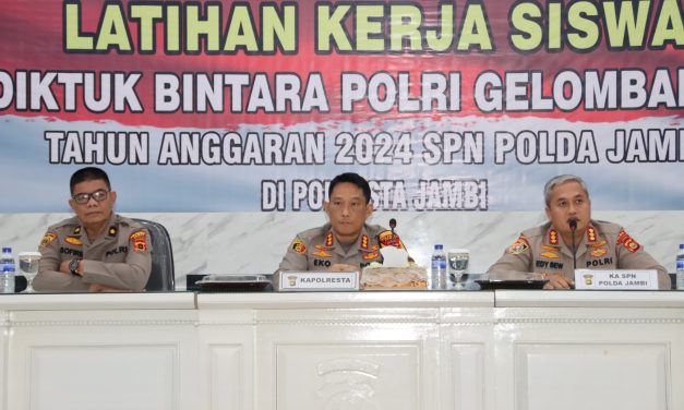 51 Orang Siswa SPN Polda Jambi Ikuti Latja Di Polresta Jambi.