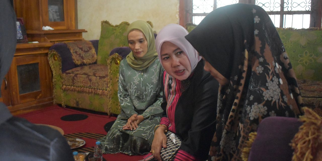 Wujud Empati, Pangdam II/Sriwijaya Kunjungi Kediaman Alm. Praka Rizki Ardian di Lampung