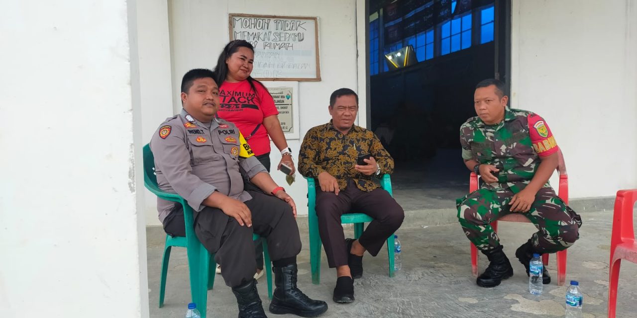 Babinsa Dan Bhabinkamtibmas Terapkan Komsos Sebagai Sarana Jalin Silaturahmi