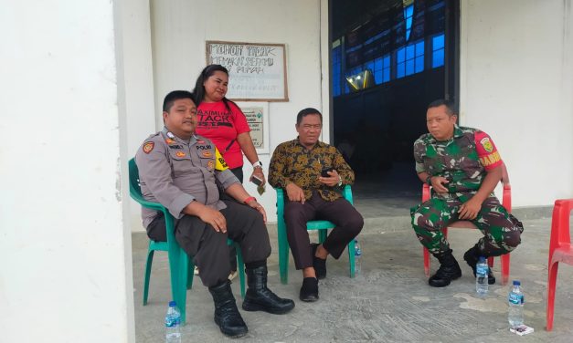 Babinsa Dan Bhabinkamtibmas Terapkan Komsos Sebagai Sarana Jalin Silaturahmi