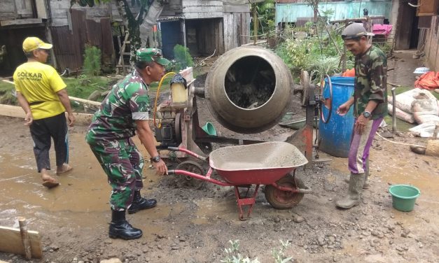 Menjadi Pelopor di Wilayah Binaan, Babinsa Sertu Hardianto Bantu Pengecoran Jalan