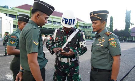 Cegah Judi Online dan Pinjol, Kodam II/Swj Periksa HP Personelnya Secara Acak dan Mendadak