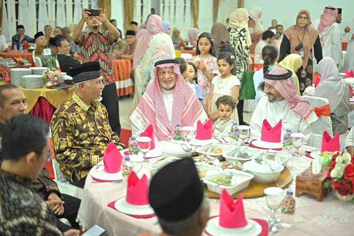 58 Orang Delegasi Keluarga Besar keturunan Syekh Ahmad Khatib Al Minangkabawi, Tiba di Sumatera Barat