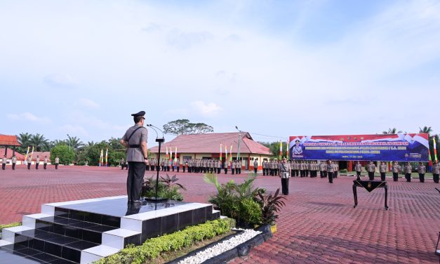 Kapolda Jambi Irjen Pol Rusdi Hartono memimpin Upacara Penutupan, Pelantikan dan Pengambilan Sumpah Pendidikan dan Pembentukan Bintara (Diktukba) Polri Gel. I TA. 2024