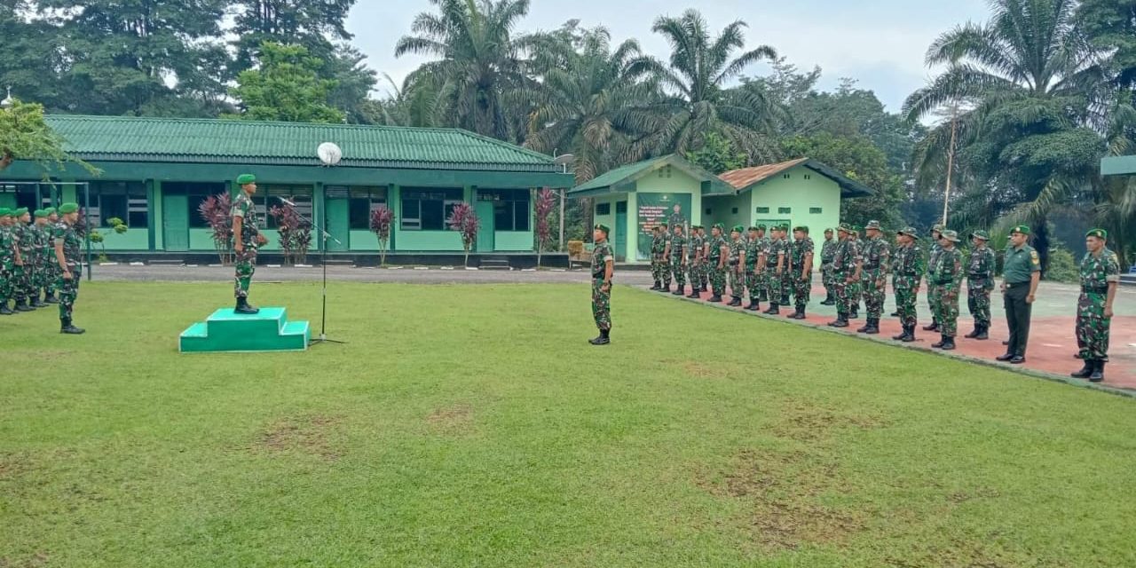 Dandim Pimpin Acara Tradisi Terima Warga Baru dan Lepas Anggota Yang Pindah Satuan