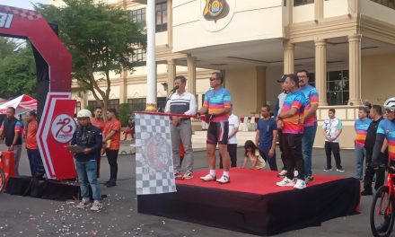 Wujud Sinergitas TNI-Polri, Danrem 042 Gapu Hadiri Pelepasan Kejuaraan Balap Sepeda Kapolda CUP Bhayangkara Siginjai Presisi 2024