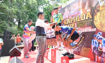 Kapolda Jambi Membuka Kejuaraan Balap Sepeda (Road Bike) Kapolda Cup Siginjai Presisi 2024