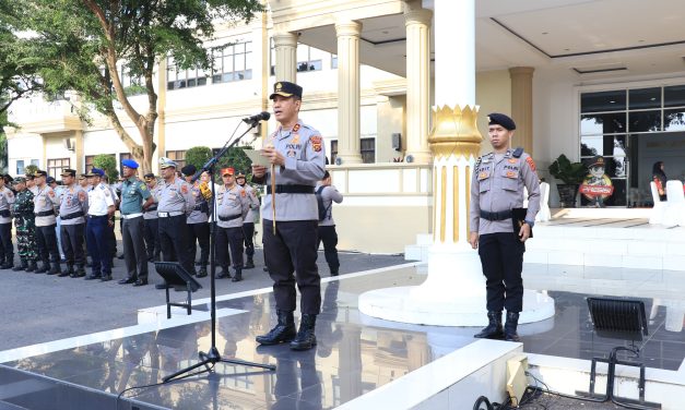 Kapolda Jambi Irjen Pol. Rusdi Hartono Memimpin Pelaksanaan Apel Gelar Pasukan Operasi Patuh 2024