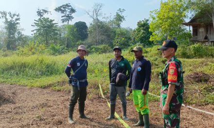 Babinsa Serka Rustam ependi Sosialisasi Karhutla