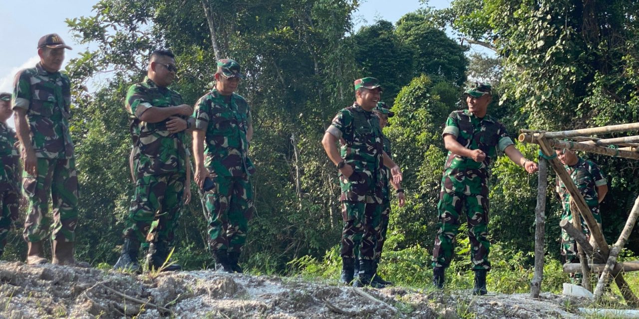 Tim Sahli Kasad Brigjen TNI Asep Dedi Dermadi, S.I.P Tinjau Lokasi Rencana Pembentukan Batalyon Penyangga Daerah Rawan (PDR)
