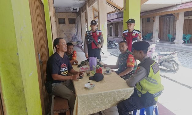 Babinsa Komsos Untuk melakukan upaya deteksi dini cegah dini apabila ada hal hal negatif