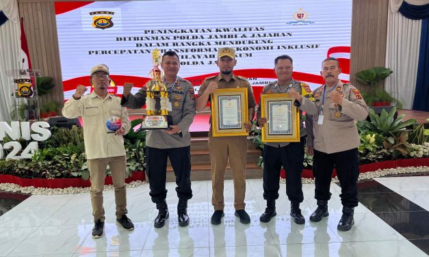 Polresta Jambi Raih Juara 1 Lomba Satkamling Polda Jambi Saat Rakernis Fungsi Binmas T.A 2024