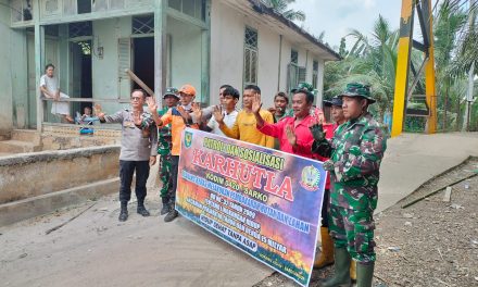 Sosialisasi Tentang Karhutla Babinsa Setempat Bersama Masyarkat Di Wilayah Binaan