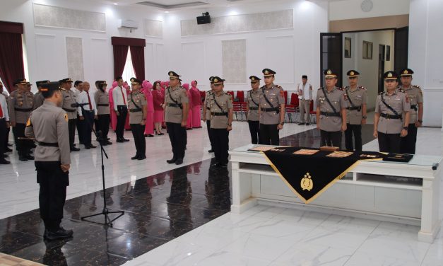 Kapolresta Jambi Pimpin Sertijab Kasat Reskrim, Kasat Intelkam, Dan Empat Jabatan Kapolsek.