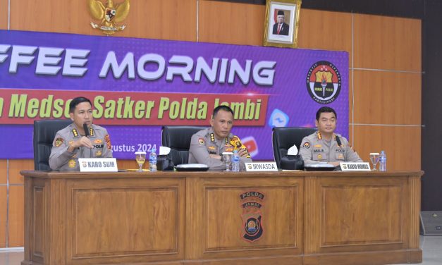 Polda Jambi melaksanakan kegiatan Coffee Morning bersama Para Admin Medsos Satker