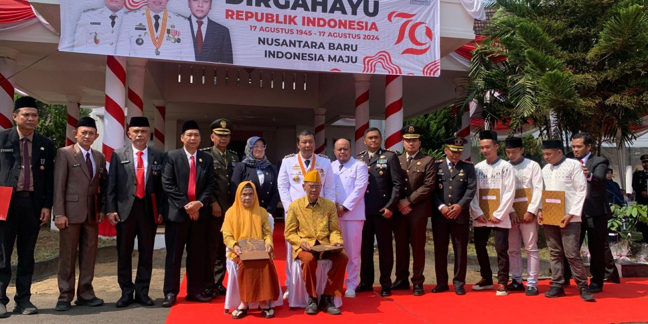 Warga Binaan Lapas Narkotika Muara Sabak Terima Remisi Umum HUT RI ke-79, 1 Orang Langsung Bebas